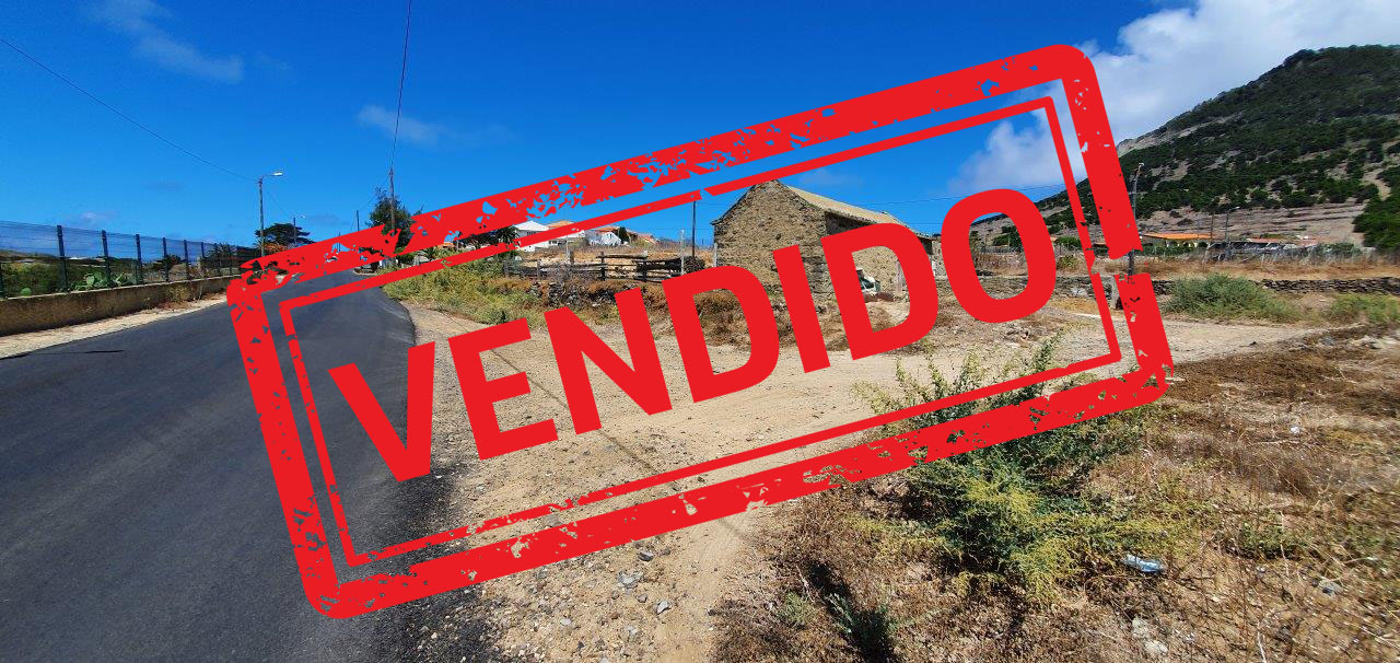[VENDIDO] TERRENO PARA VENDA COM 11.000M2 EM PORTO SANTO Refª PS294