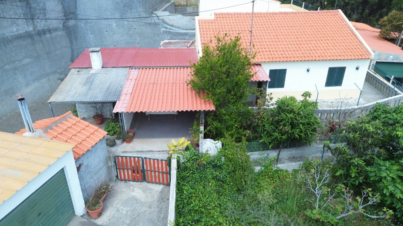 MORADIA TÉRREA PARA VENDA EM PORTO SANTO Refª PS382